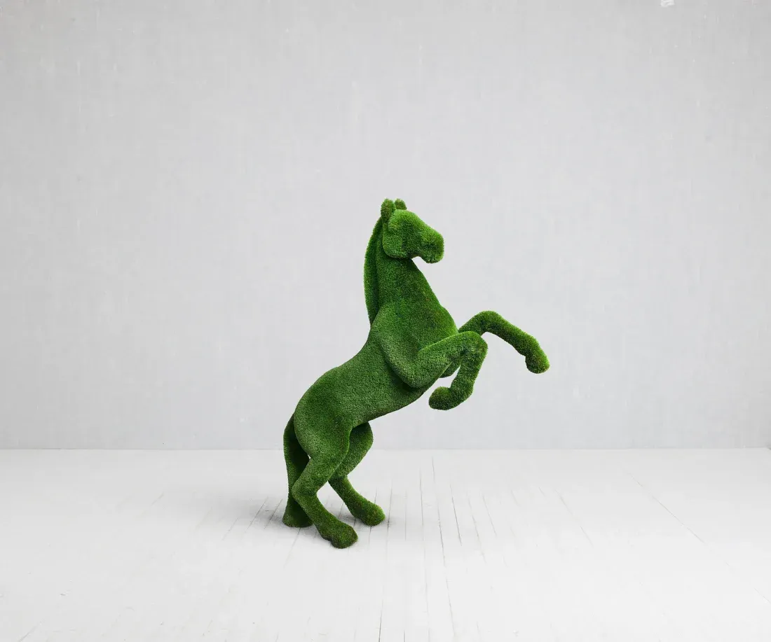 Custom turf sculpture design — Treasure Coast, FL