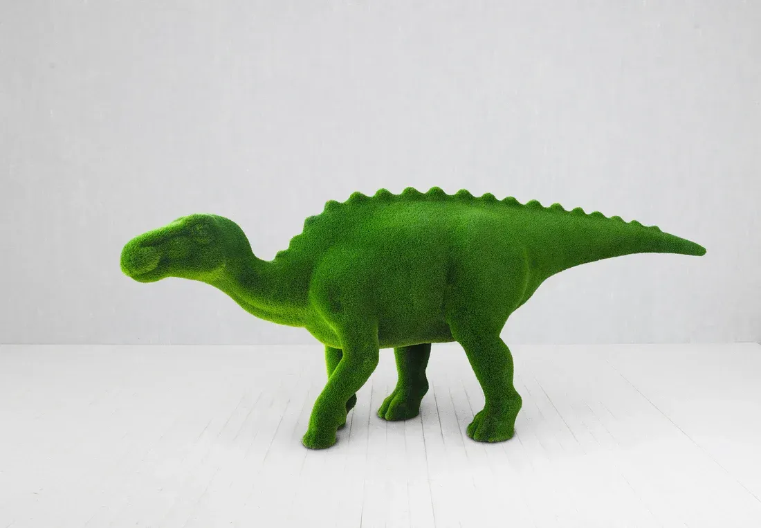 Custom turf sculpture design — Treasure Coast, FL