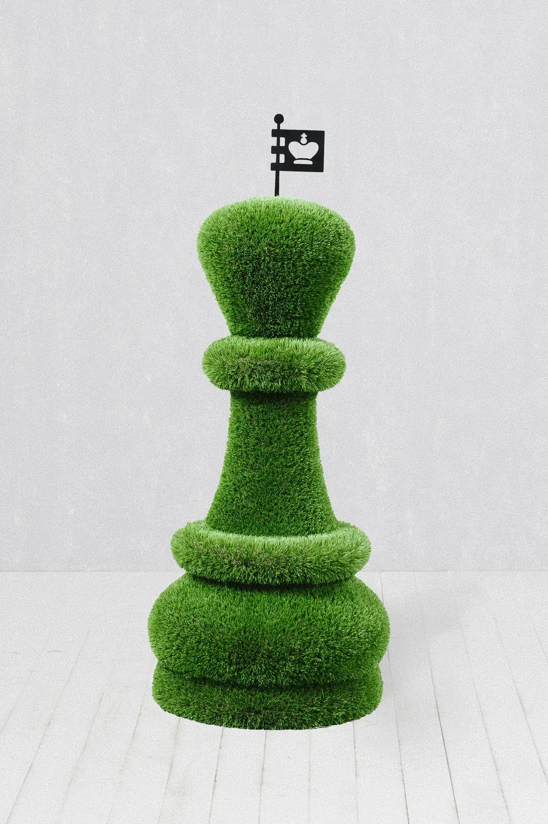 King chess piece turf sculpture — Synthetic Turf Treasure Coast