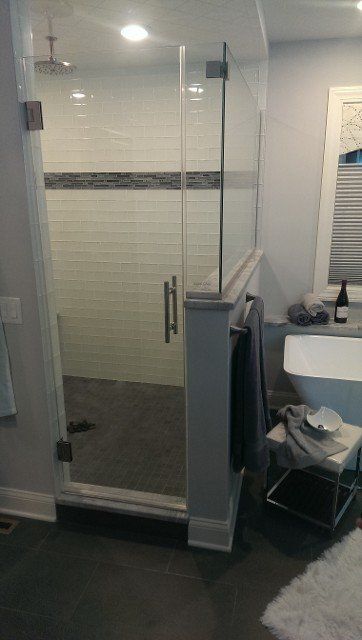 Frameless Shower Doors – Syracuse, NY – Luxury Glass