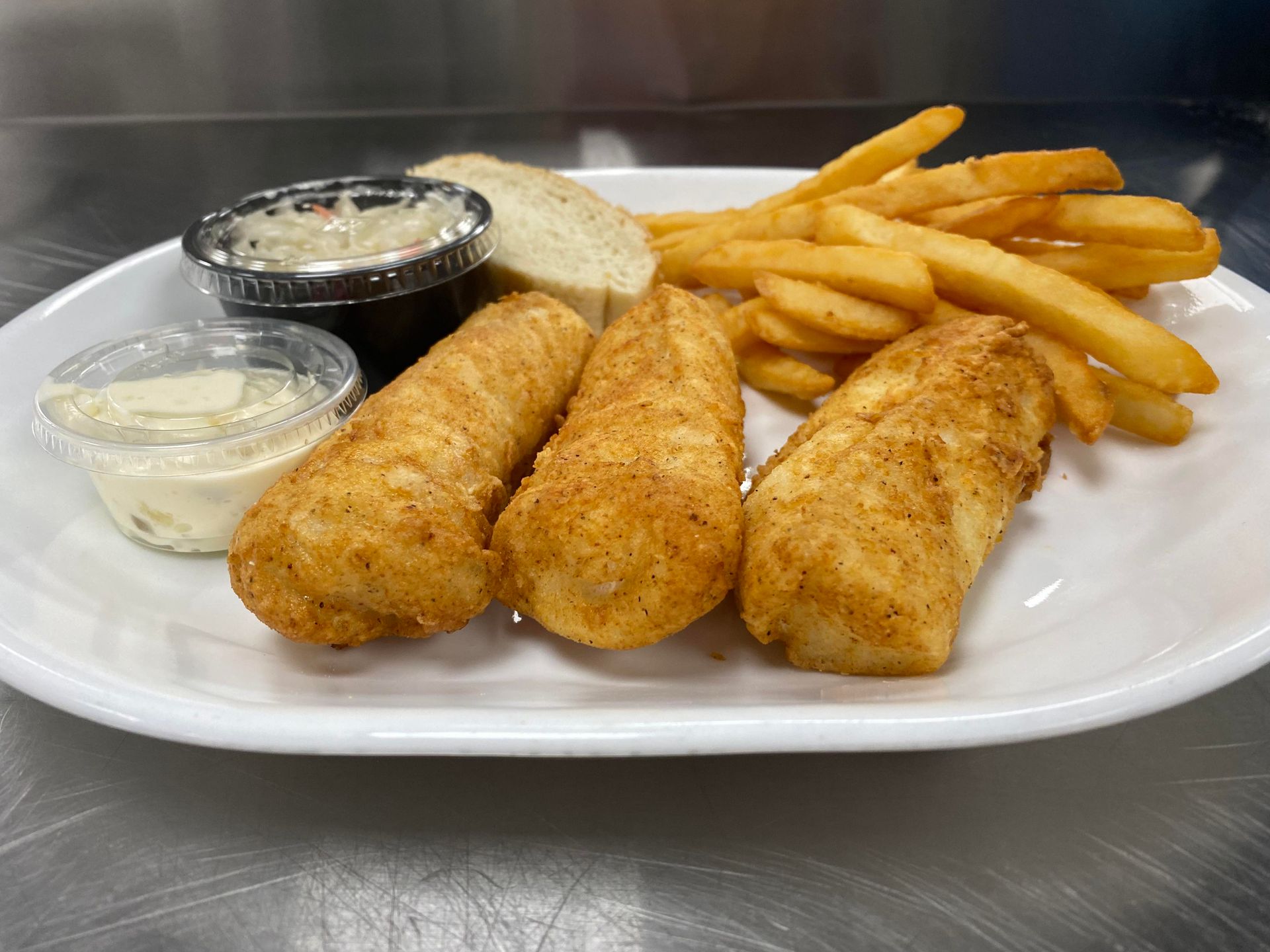 Gino's Pizza | Hartford, WI | Menu | Broasted Chicken | Fish Fry