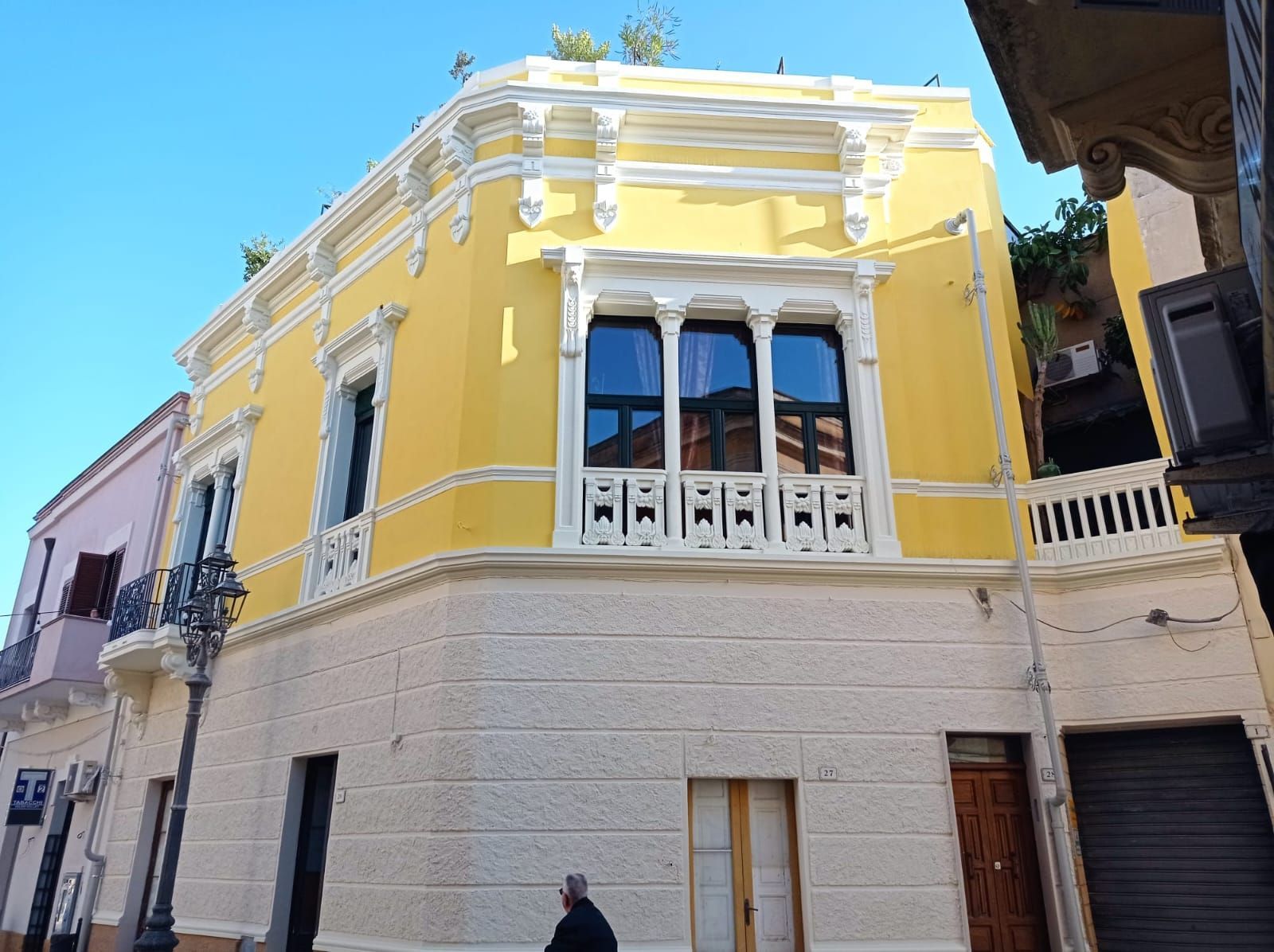 Rivestimenti e Restauri in pietra leccese e carparo a Brindisi, Lecce, Taranto