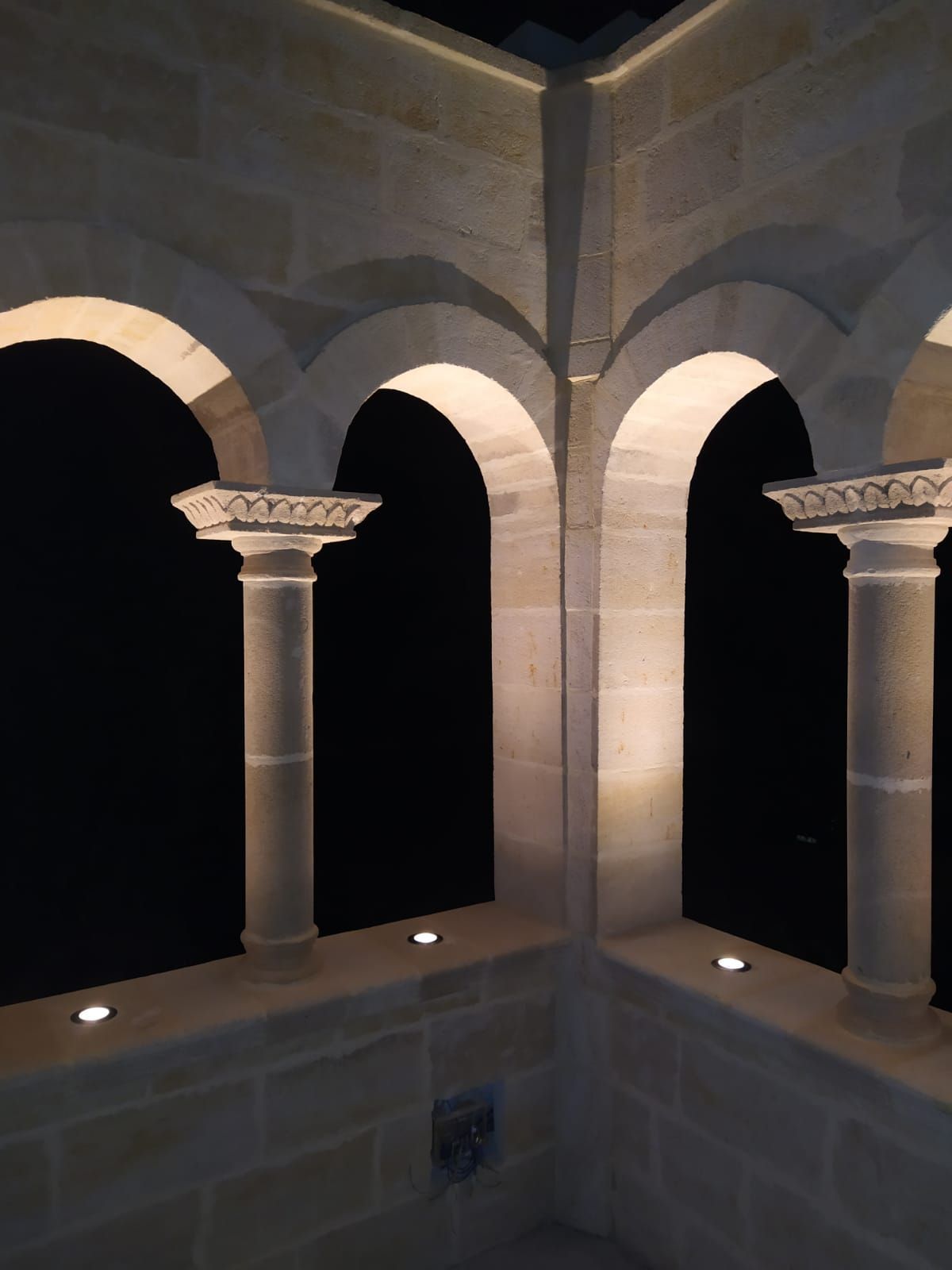 Archi e Arcate in pietra leccese e carparo a Brindisi, Lecce, Taranto