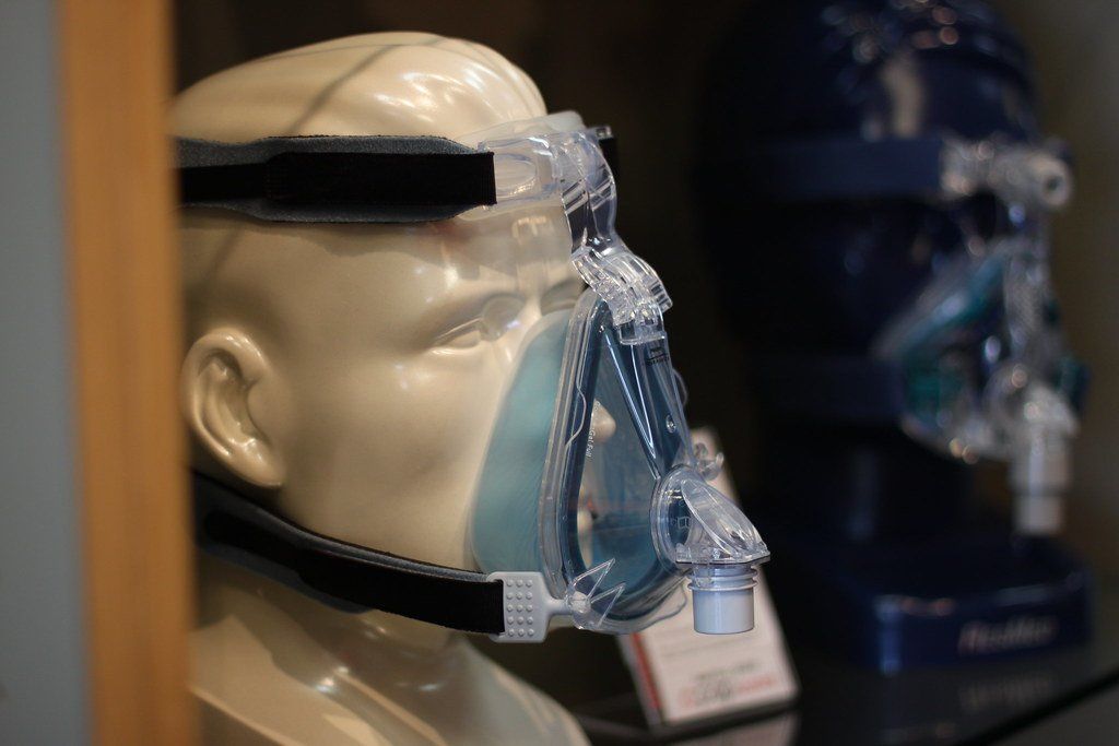 mannequin with cpap mask