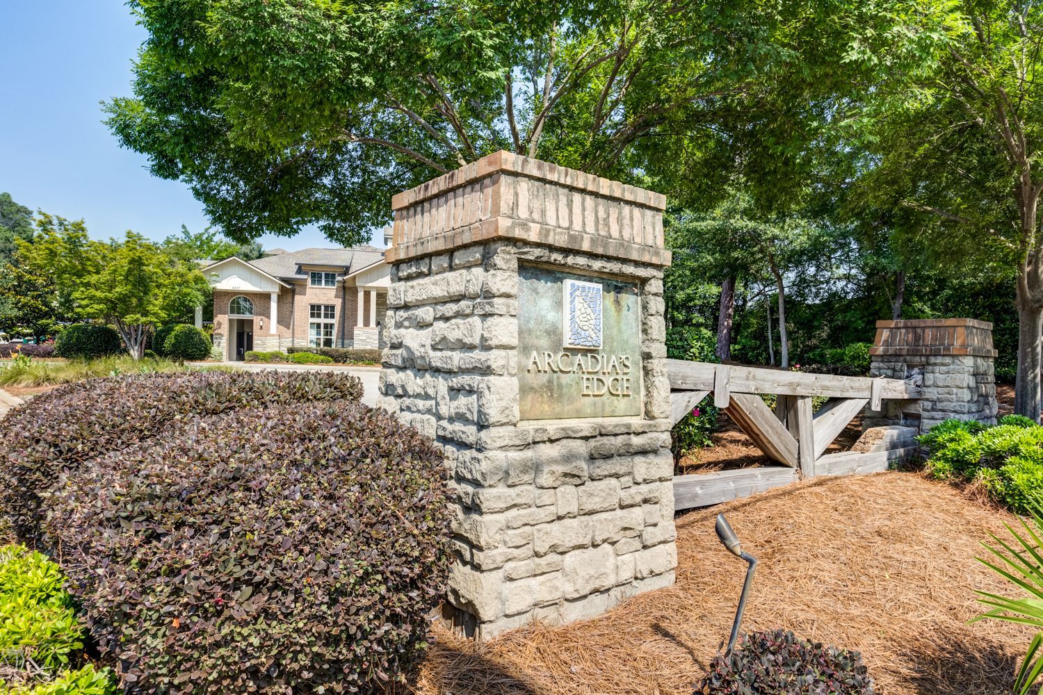 Welcome sign at Arcadia's Edge in Columbia, SC.