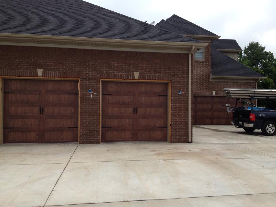 Residential Garage Doors-Lexington, KY-Lindsey's Garage Doors