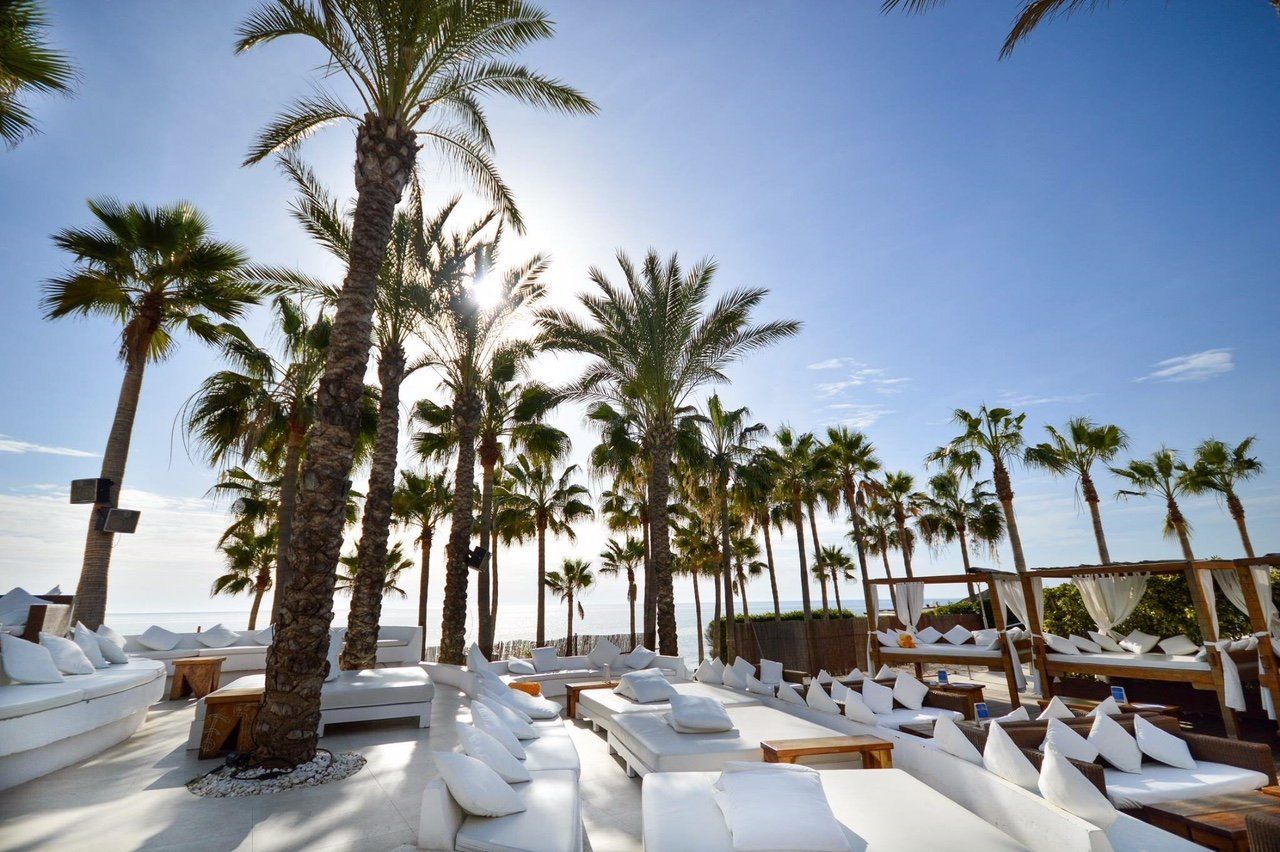 Chic Beach Clubs