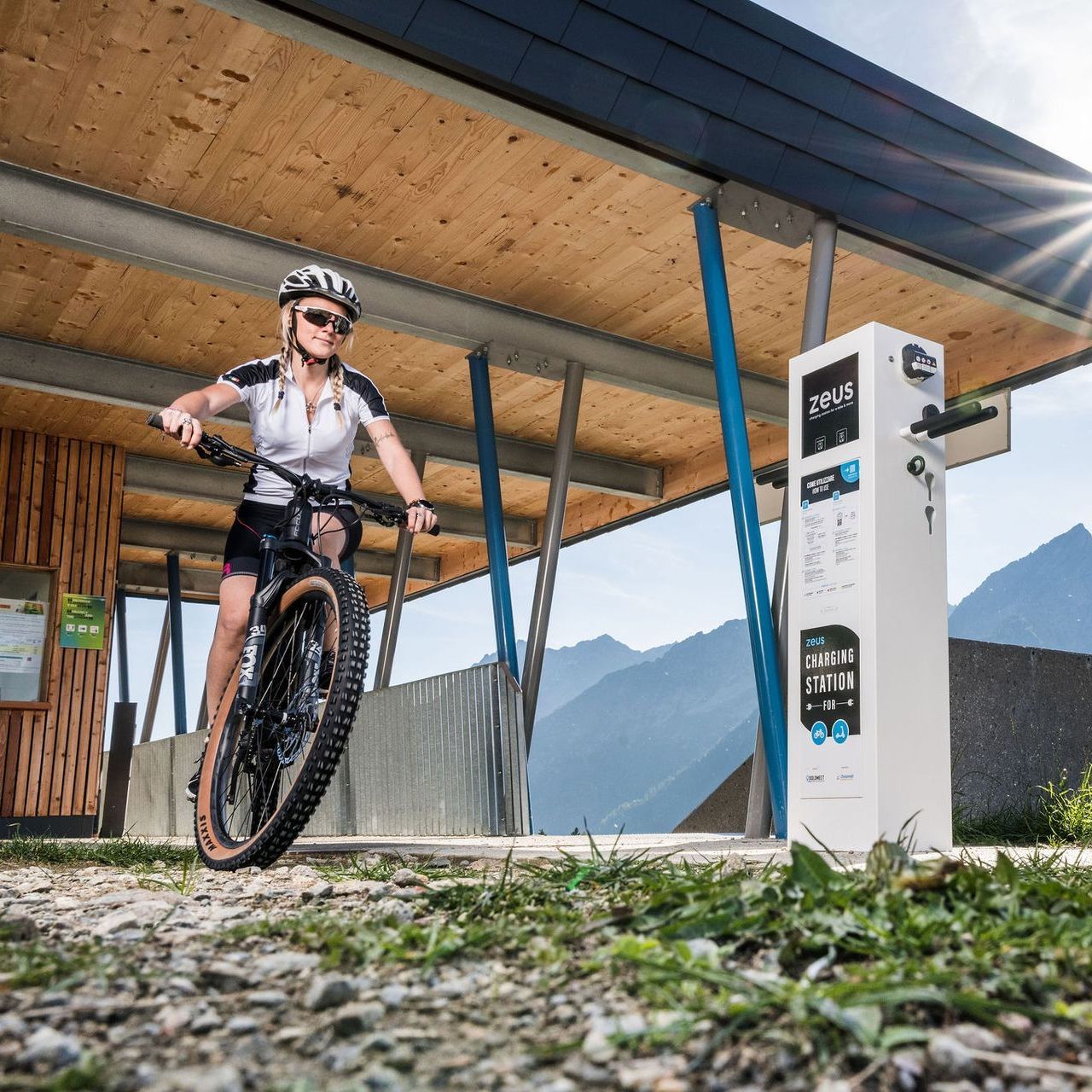 stazione ricaica bici