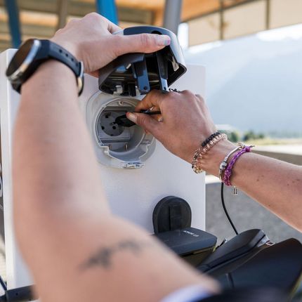 Stazioni di ricarica bici per ambienti pubblici