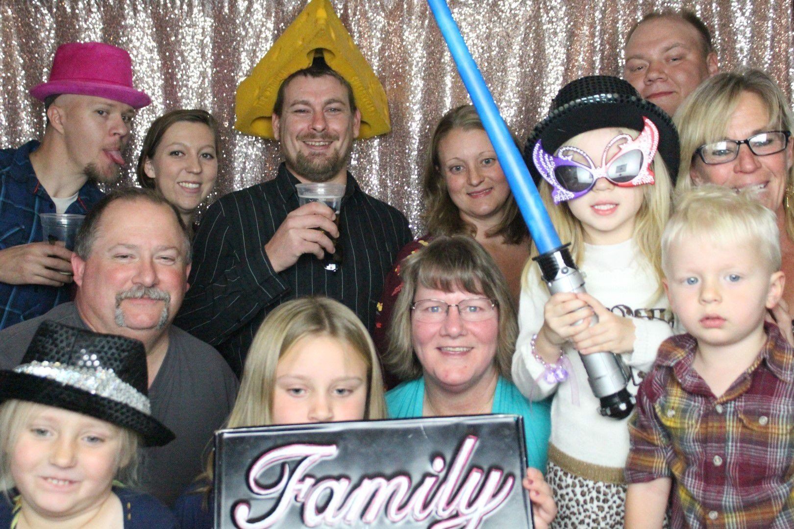 Photo Booth Fun, Wisconsin Dells Photo Booth, Sound Sensations Entertainment Photo Booths