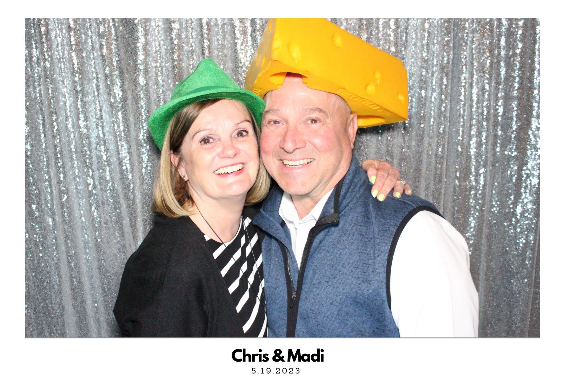 Silver backdrop 4 x 6 photo example, Sound Sensations Entertainment