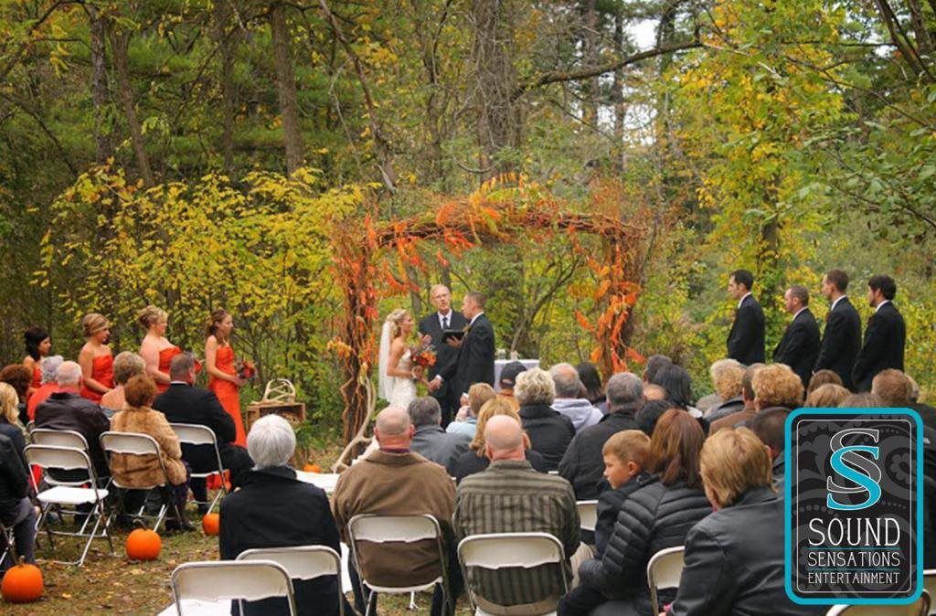 Wisconsin wedding ceremony, ceremony in the woods, Appleton Wedding ceremonies