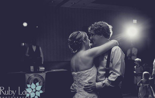 couple dancing a last song at their wedding celebration, Sound Sensations Entertainment