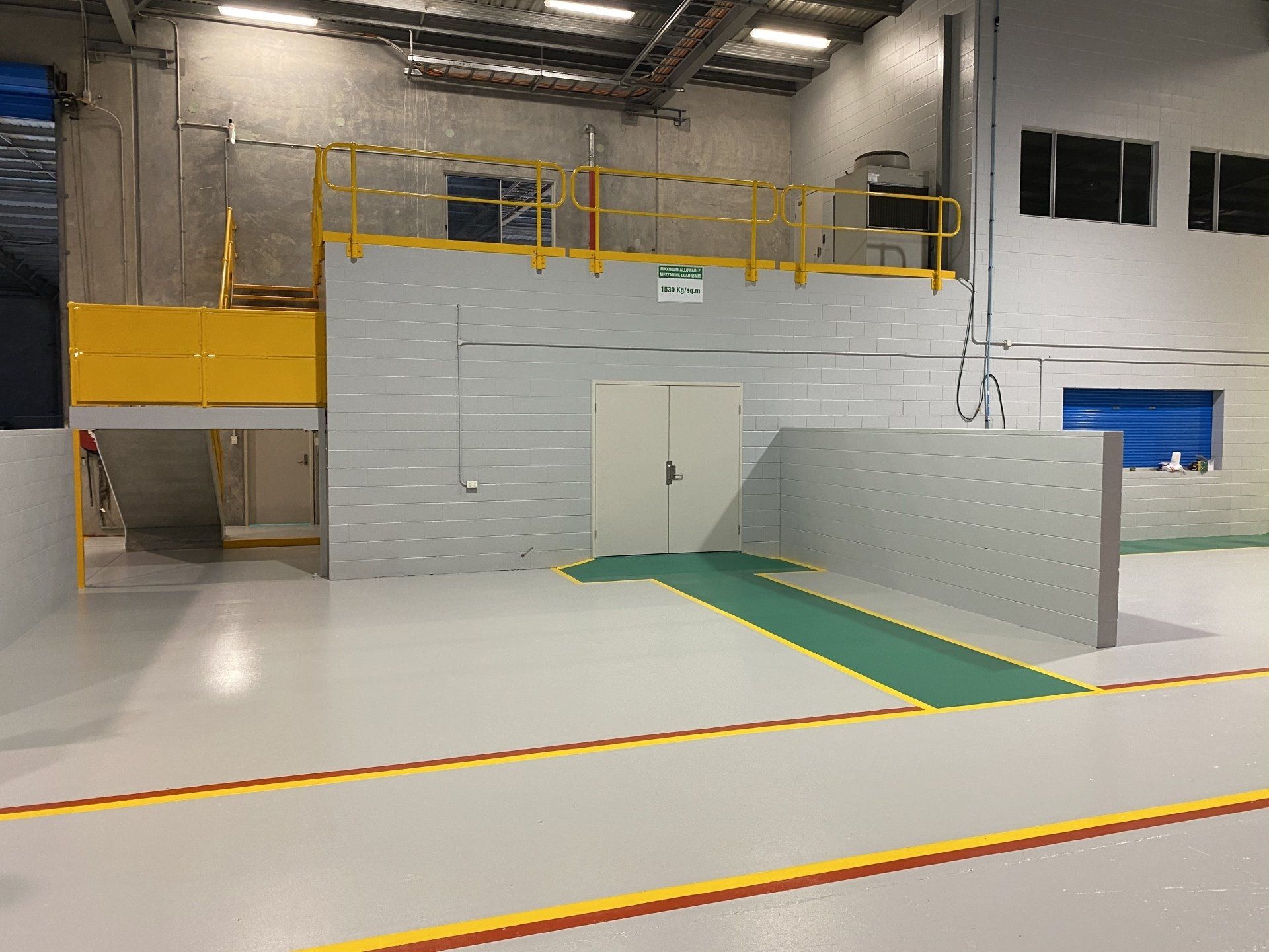 flake flooring in warehouse