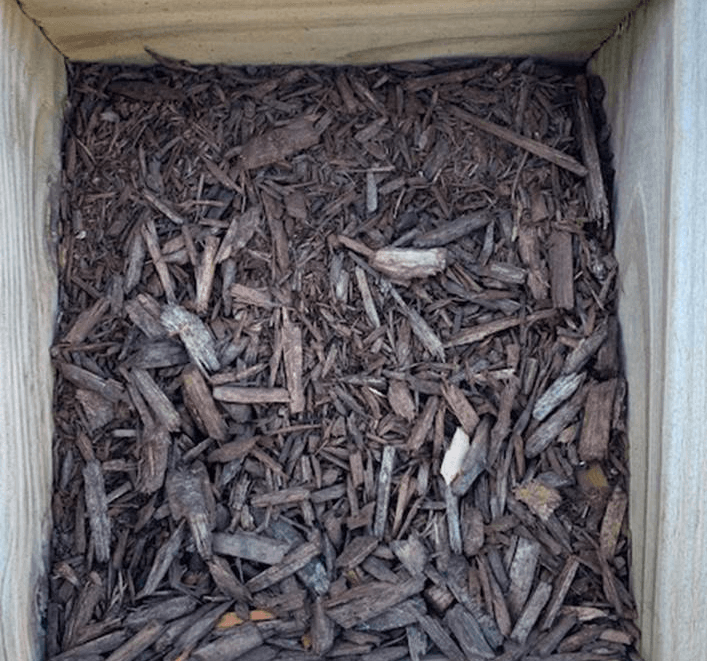 Brown dyed mulch — New Castle, PA — 422 Landscape Supply & Hauling