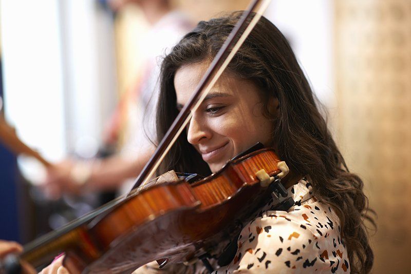A girl playing violin