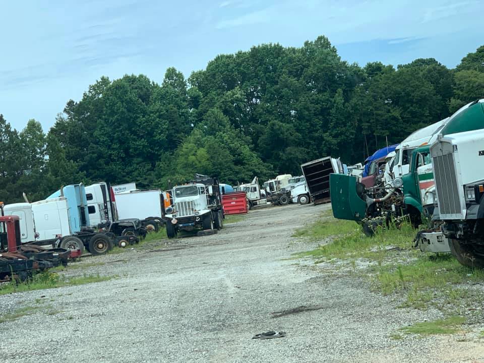 Many Trucks Parking ā Gillsville, GA ā Simpson & Simpson LLC