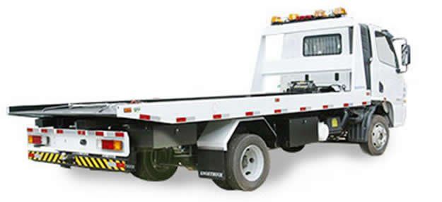 Caminhão Plataforma da Rosemak Máquinas e Serviços