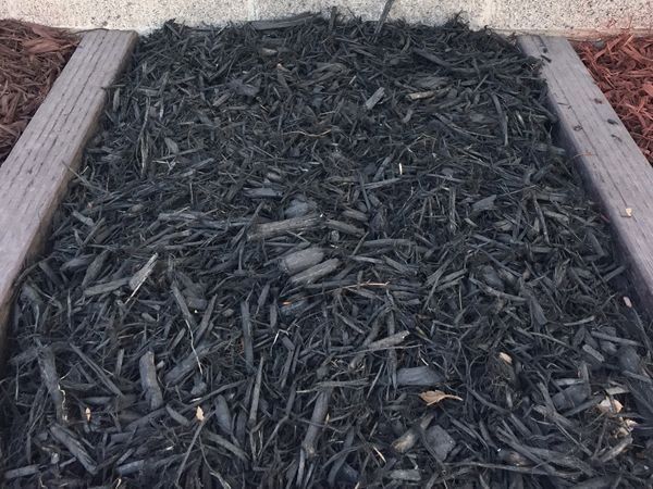 Colored black mulch for sale Salt Lake City - Mark's Lawn and Garden Supply