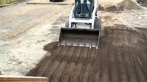 Sprading topsoil professionally and affordably