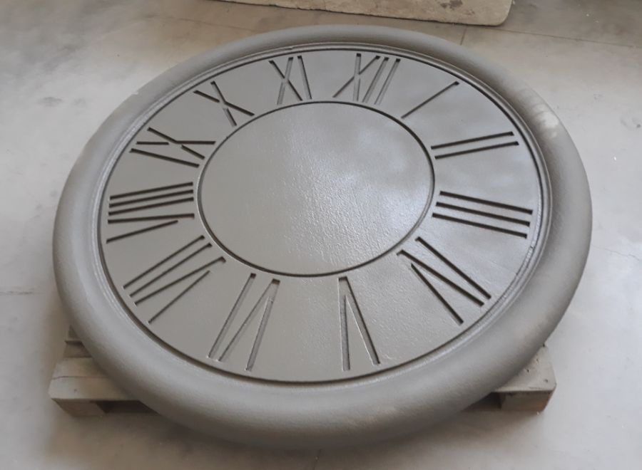 Orologio in polistirolo