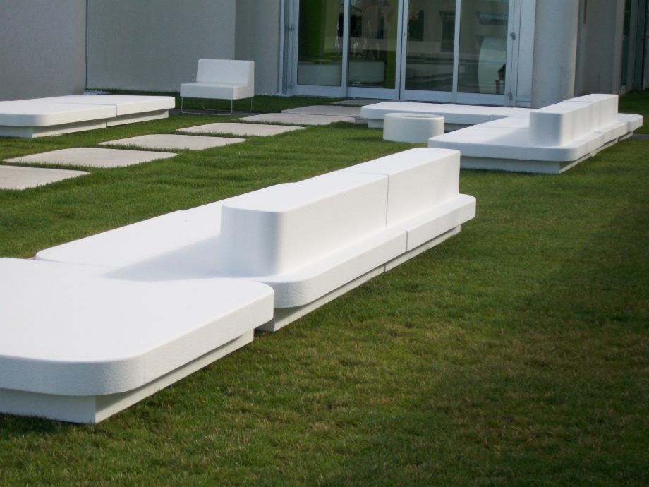 Mobili esterni in polistirolo