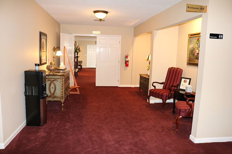 fuqua-bankston-funeral-home-hallway