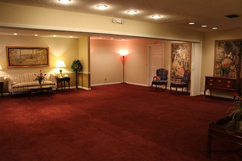 fuqua-bankston-funeral-home-waiting-area