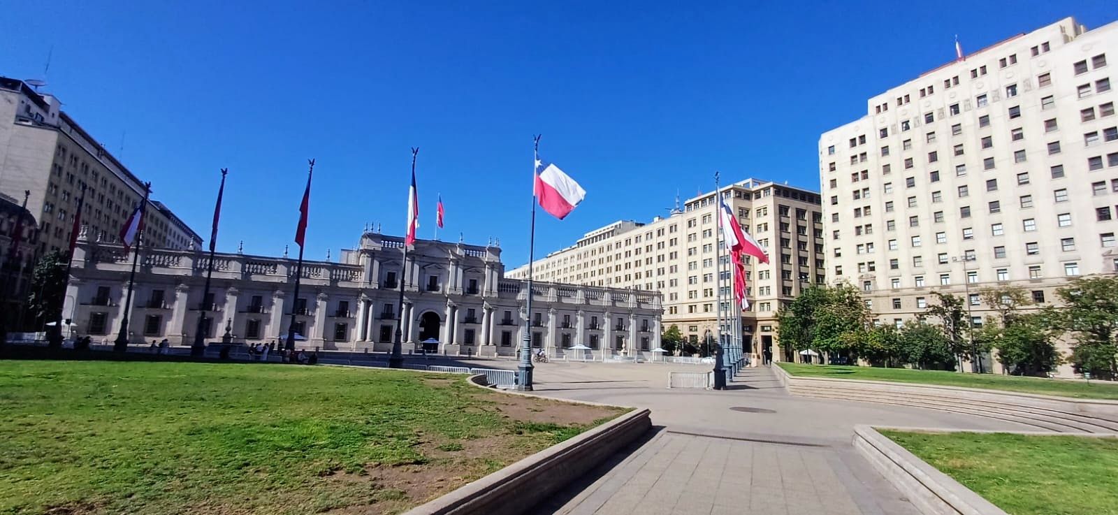 La Moneda Palace in Santiago, Chile – historic neoclassical government building on private walking tour