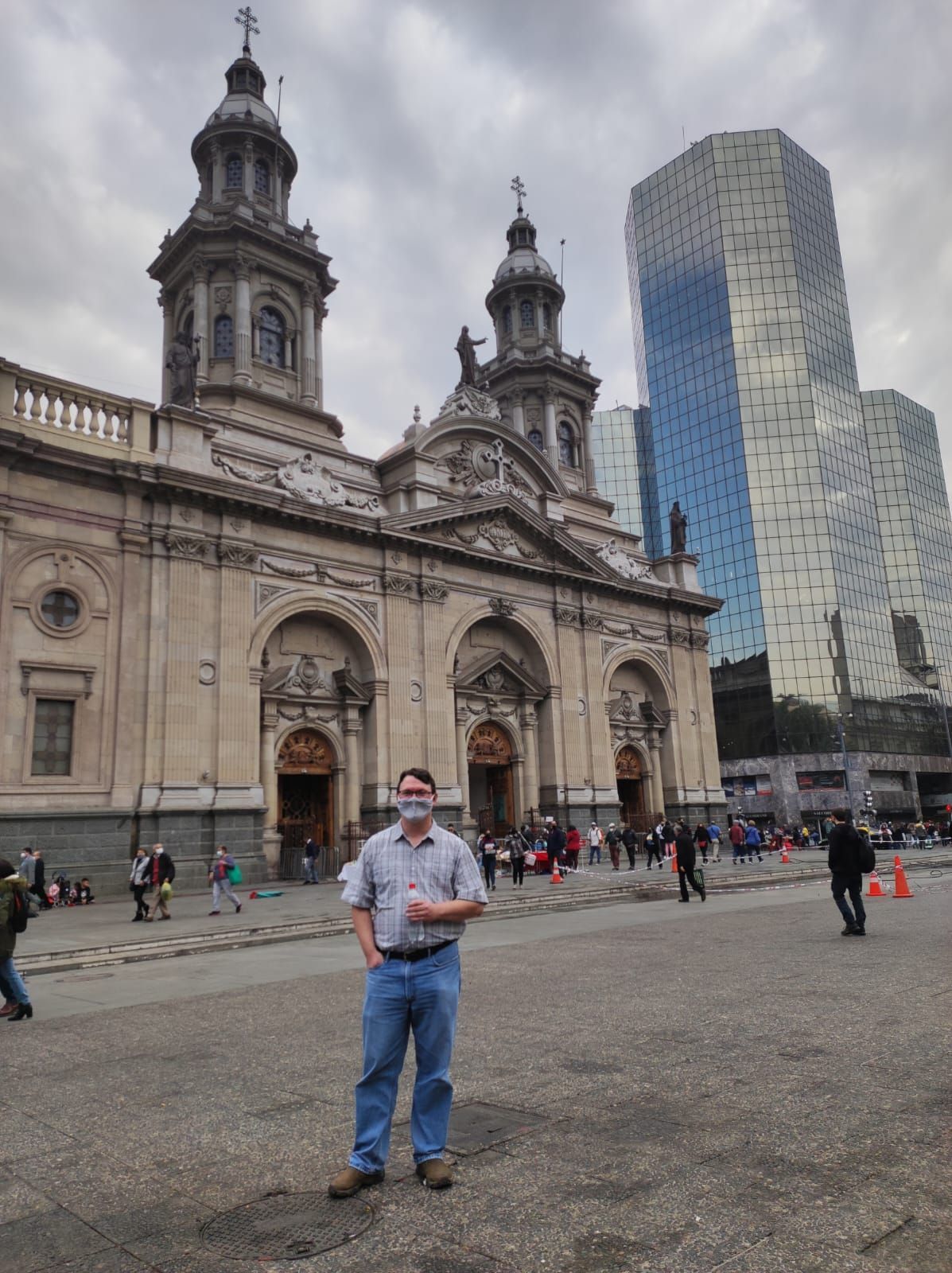 Tourist group in Valparaiso