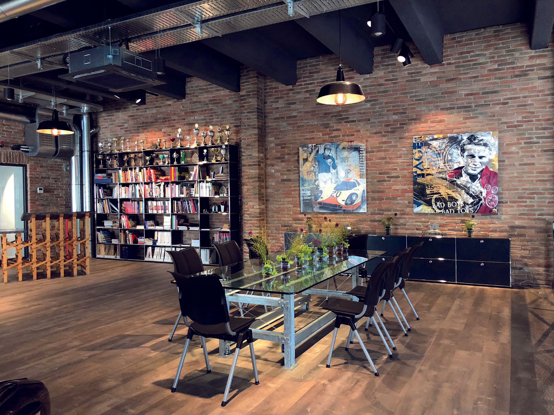 Unsichtbare  Lautsprecher Klassik Garage