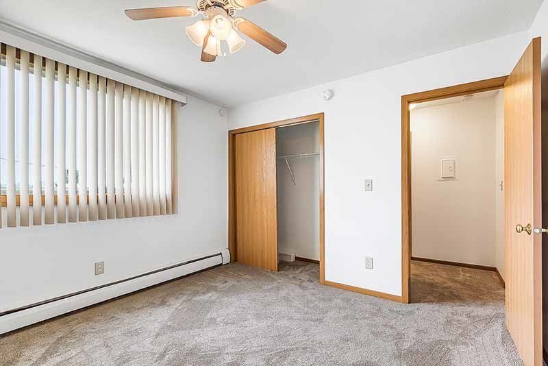 Gallery in Clive, IA Hickman Hill Apartments