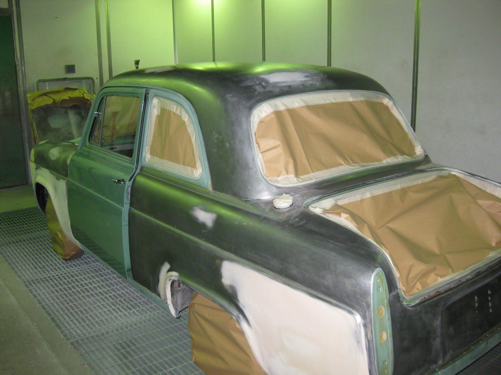 car before body painting