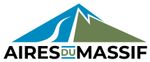 Logo : montagne bleue et verte avec les mots « AIRES DU MASSIF » en dessous.
