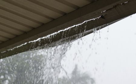 arreglar goteras en tejados y fachadas en Piélagos