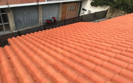 retajado y mantenimiento de tejado en comunidad de propietarios en lincres, cantabria
