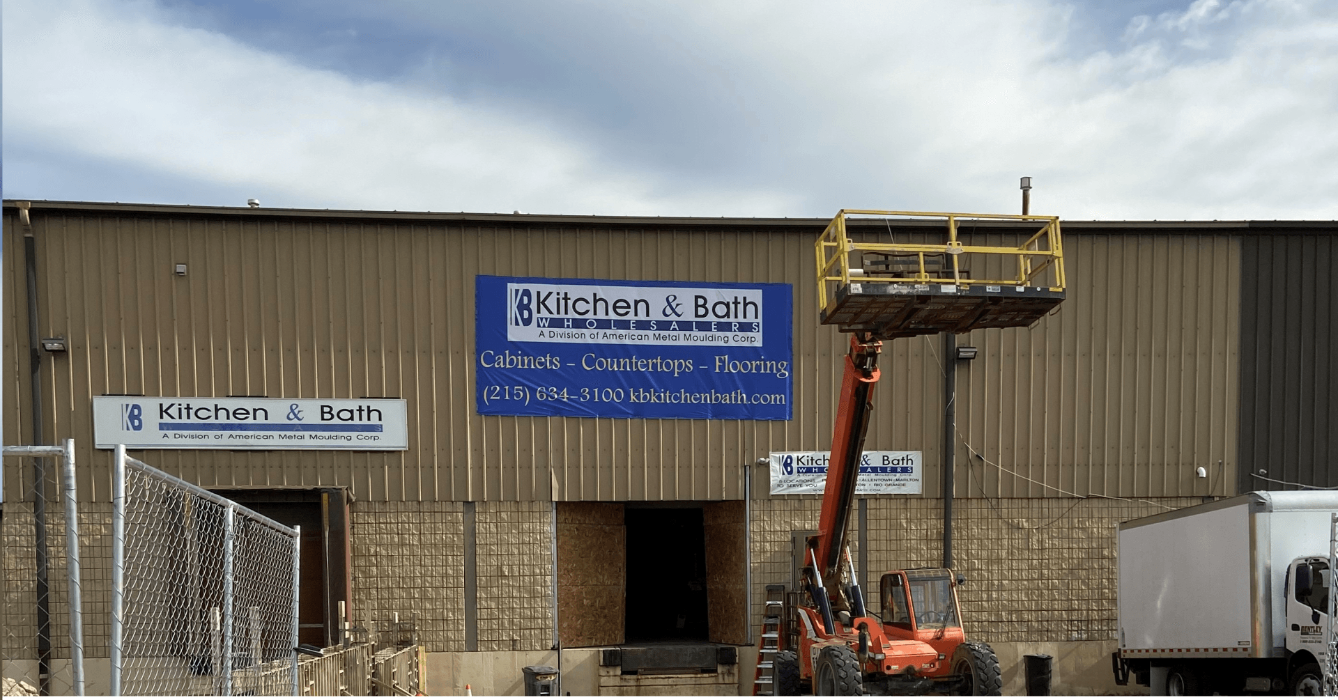 Stock & Custom Kitchen & Bath Wholesalers Philadelphia