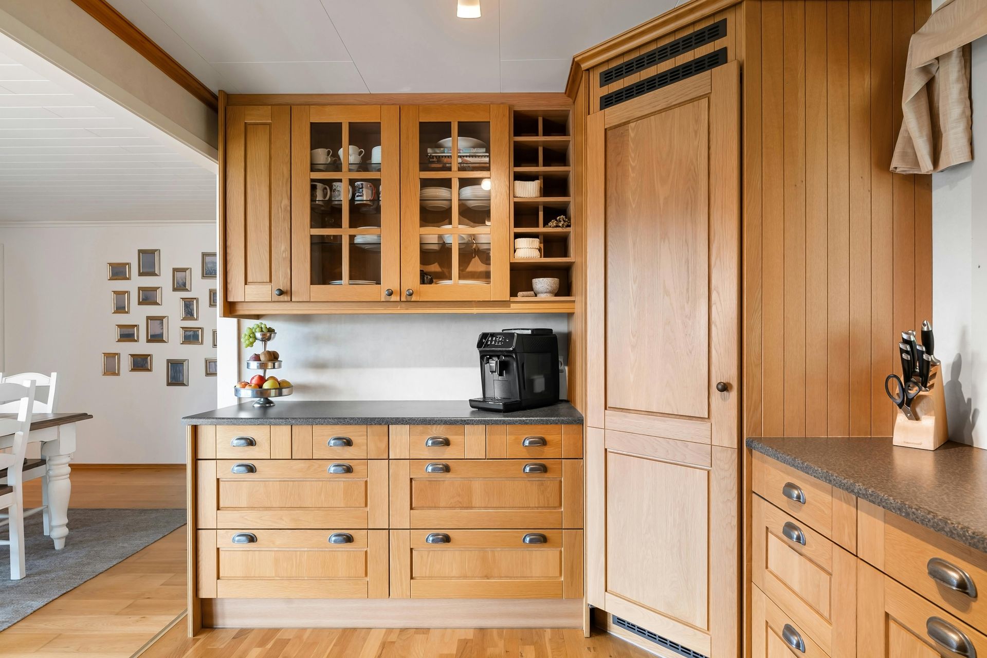 Top Kitchen Cabinet Trends in 2025: What Homeowners Are Choosing