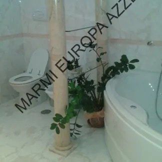 dettagli bagno realizzato in marmo