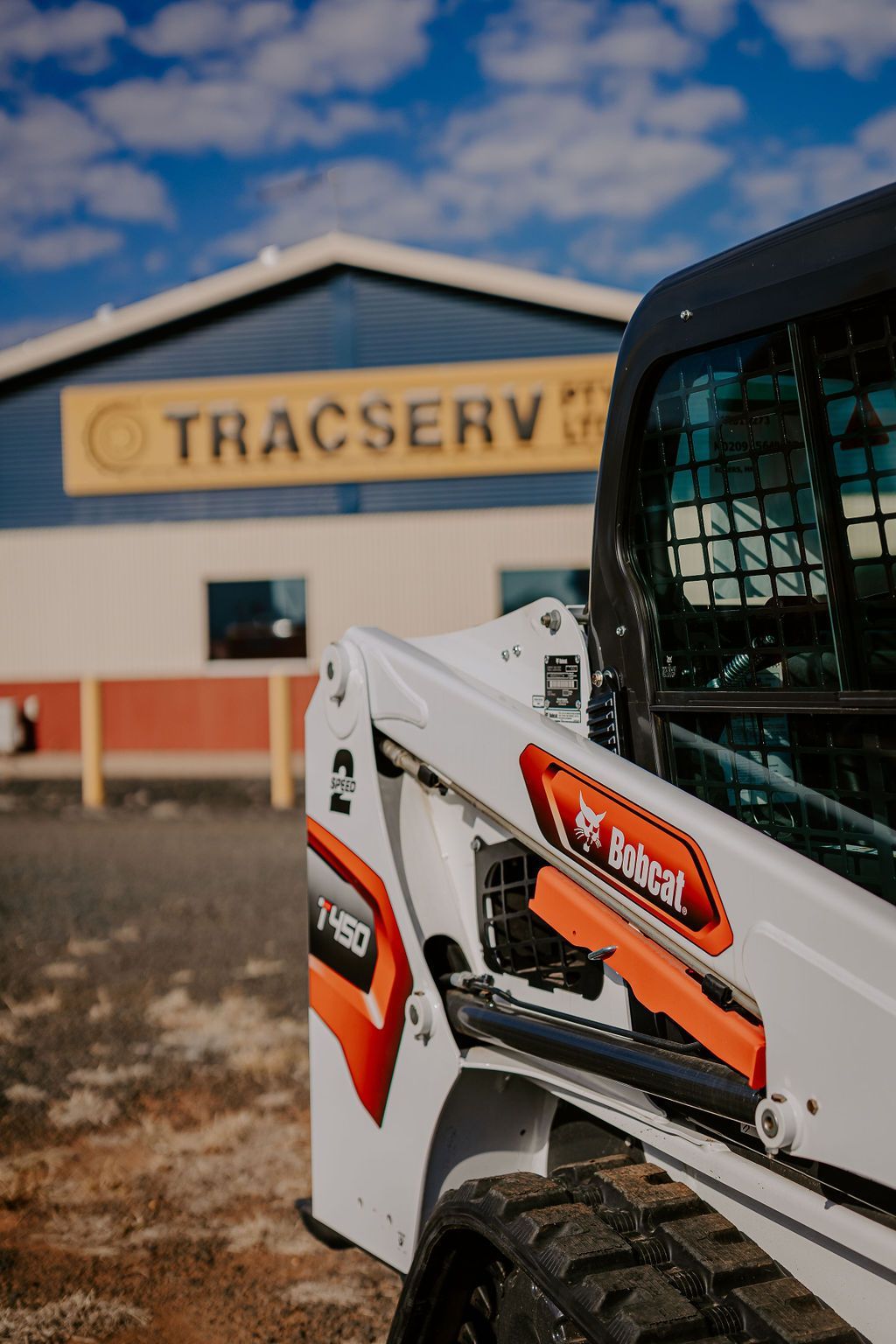 Tractor in Dubbo Tracserv