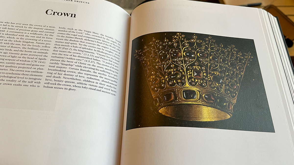 The Crown Book of Symbols