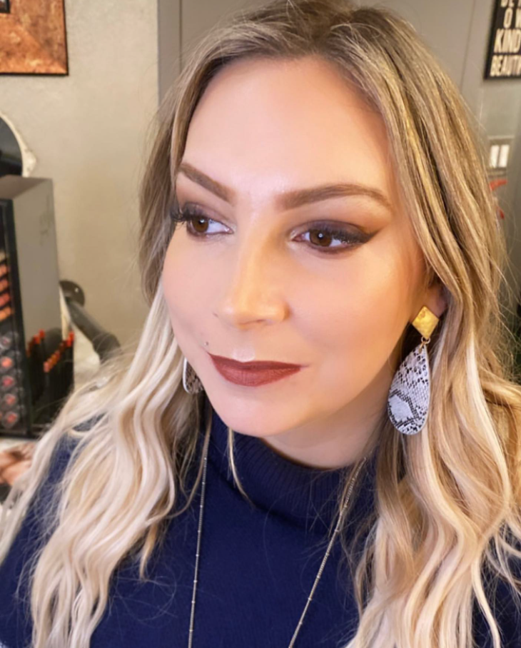 Makeup Artist Applying Eyeshadow on a Girl | Roselle, IL | Velarde Salon & Spa