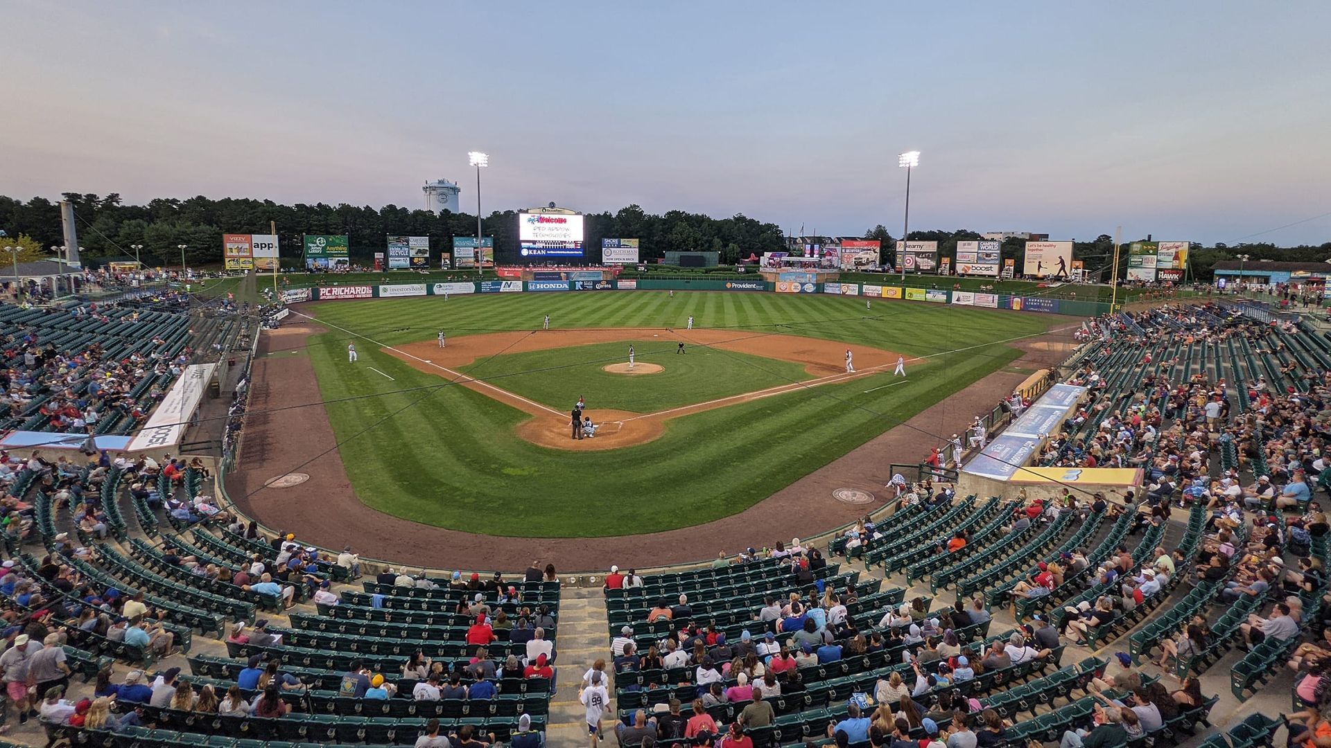 The Jersey Shore Blue Claws - Chateau Inn & Suites