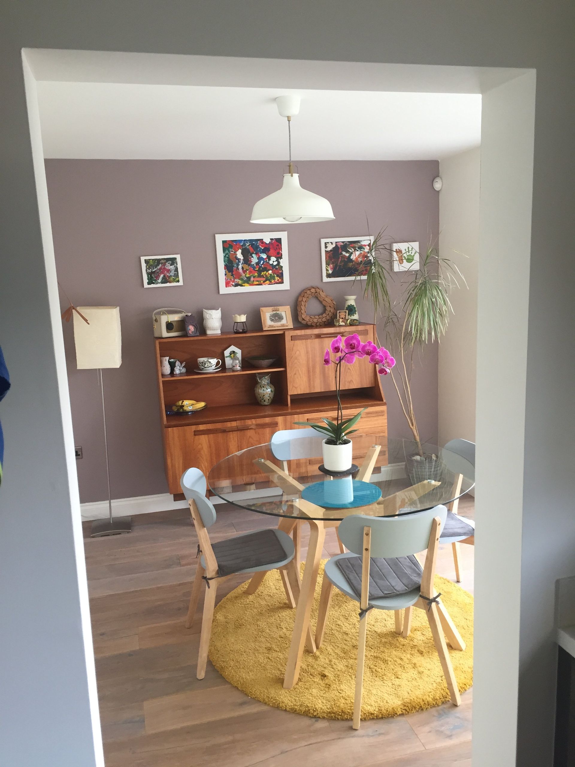 Painting service - Voiet wall on living room