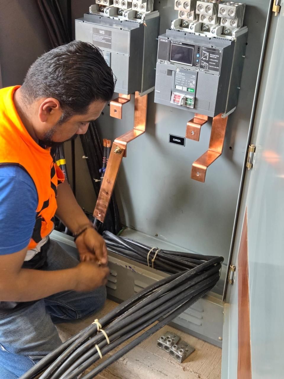 PLANTAS DE LUZ POWER MAQ