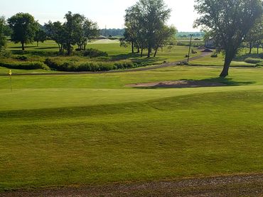 Golfing Course — Edgerton, WI — Creekview Par 3