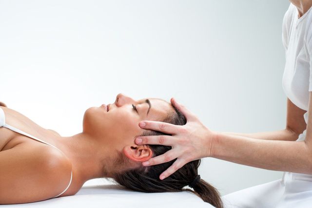 How Cranial Osteopathy Can Relieve Neck Pain