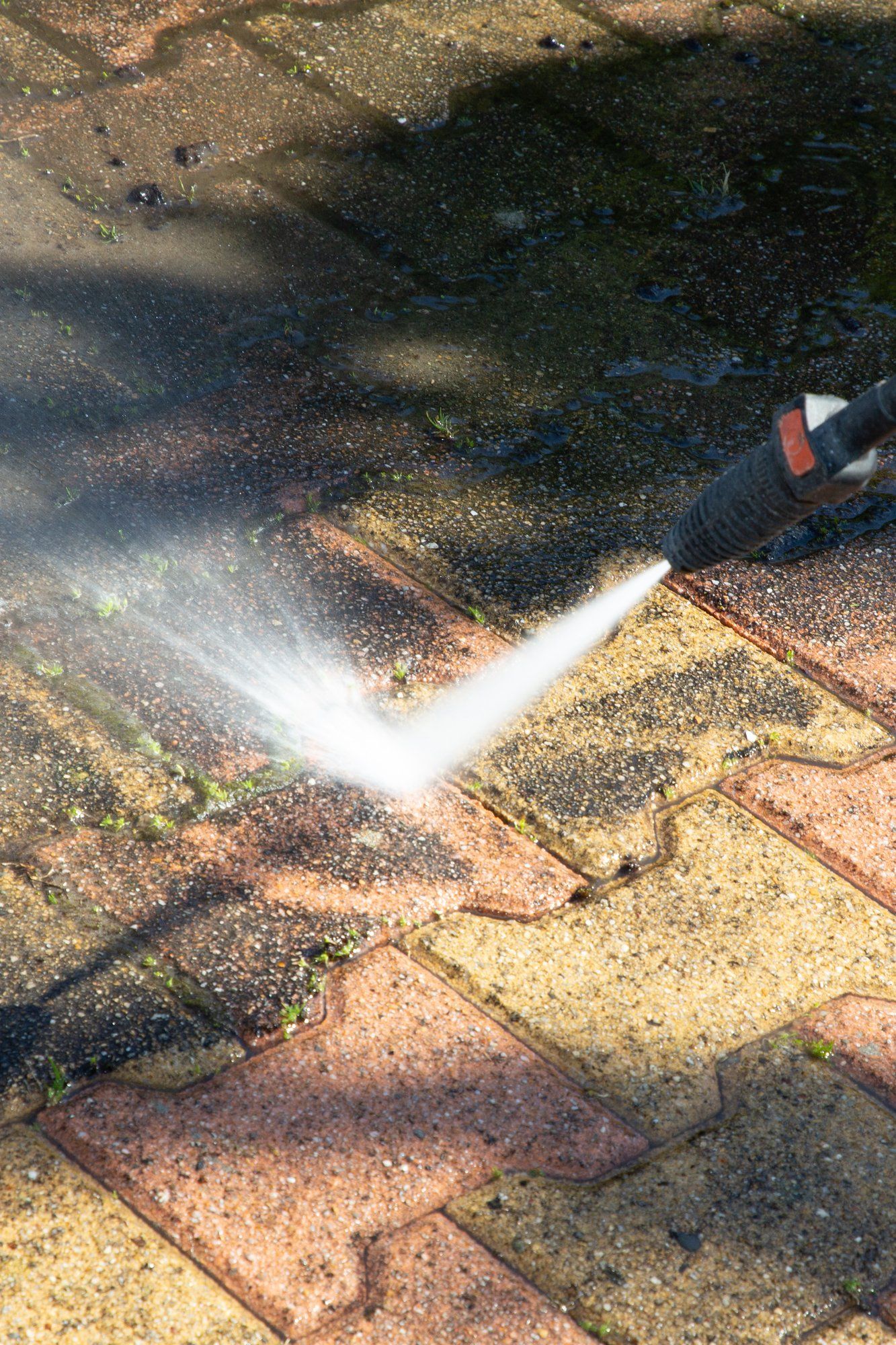 power washing patio pavers