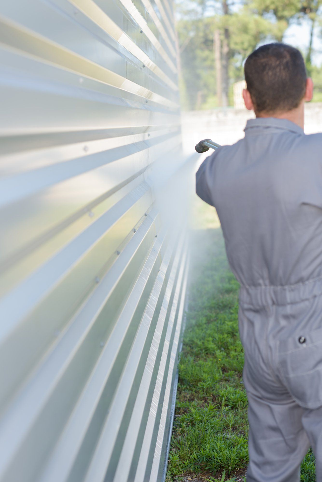 pressure washing metal siding