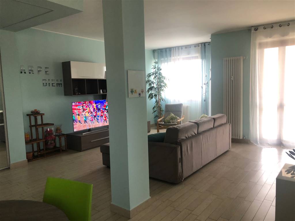 Trilocale in vendita a Macerata in via Cincinelli